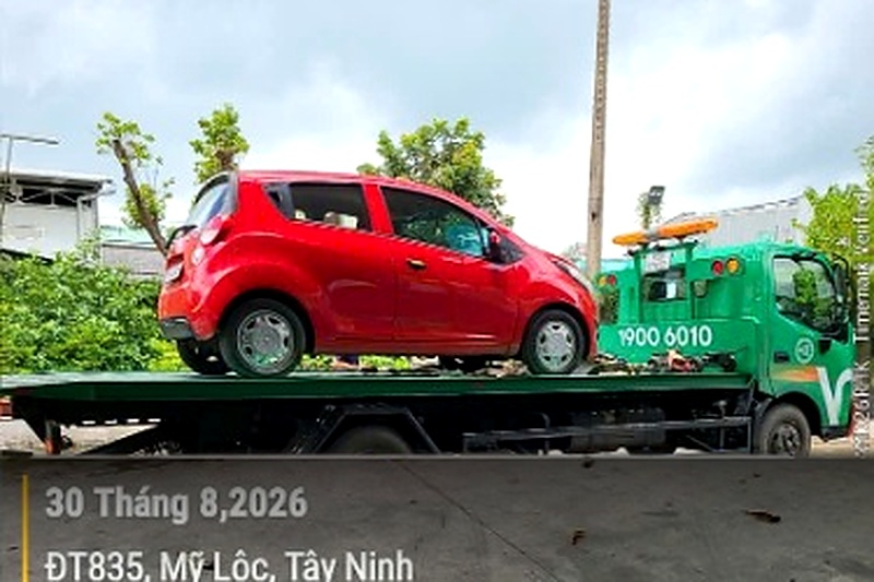 Xe cứu hộ Garage Ô Tô Cường Phát (ô tô Tuấn) chở xe cứu pan tận nơi 24/7