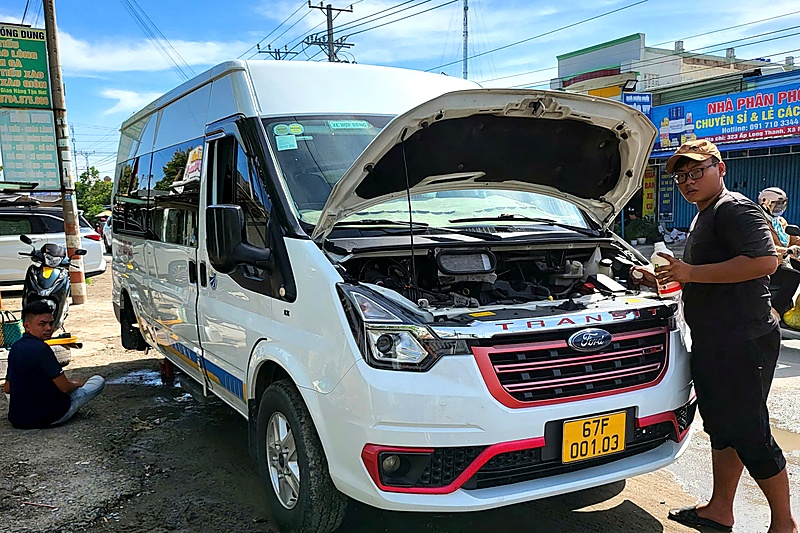 Sửa chữa thay thế linh kiện gầm máy ô tô